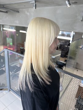 ローウェ 立川(Louwe) ブロンド