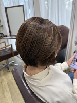 アローズ(arose) 白髪ぼかしハイライト