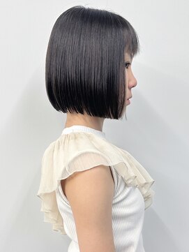 ラウンジ モリオ イケブクロ(Lounge MORIO Ikebukuro) ＊ミニボブ切りっぱなしボブ耳かけボブ大人ボブ顎ラインボブディ