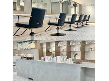 アンリー 四条烏丸店(Anree)の雰囲気（シックで落ち着きのある店内であなただけのリラックスタイムを♪）