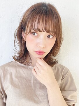 アイティー バイ アルバム 中野店(IT by ALBUM) 波ウェーブミディ_ハイライトカラーセミウェットウェーブ_57544