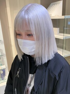 ベレーザ 渋谷(BELEZA) ba555ニュアンスカラー2wayバングプラチナベージュボブウルフ