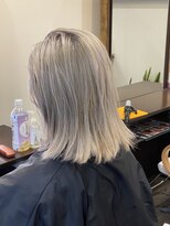 ヘアーメイク ナユタ(hair make nayuta)&nbsp;ホワイトアッシュカラー