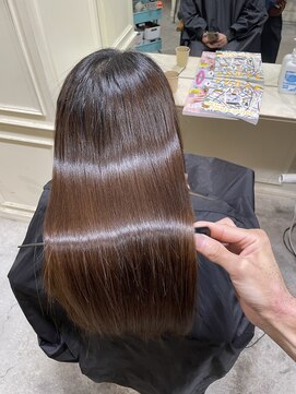 ロロ(ro-ro) 【恵比寿 ro-ro】艶反射率、最高値まで引き上げます。