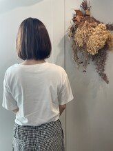 ニコ(NiCO)&nbsp;アロマカラーでピンクアッシュ艶々カラーに♪