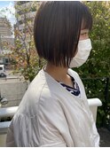 ぱつっと前下がりボブ