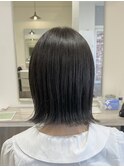 外はね切りっぱなしボブ