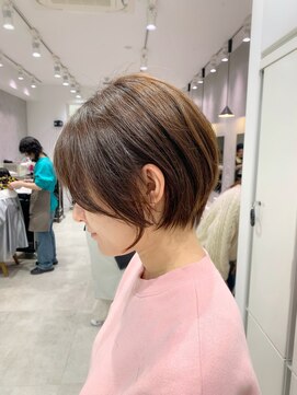 ビブ(VIV) 20代30代40代大人丸みショートボブ白髪ぼかしハイライト川崎