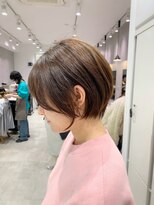 ビブ(VIV) 20代30代40代大人丸みショートボブ白髪ぼかしハイライト川崎