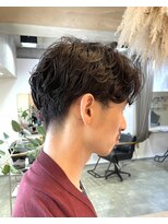 メロウ(mellow)&nbsp;センターパートカルマパーマ★毛流れパーマ