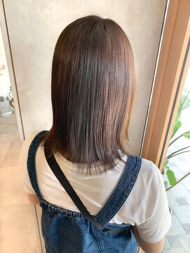 レオン(Re:ON) 縮毛矯正×ミディアムヘア