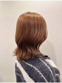 オレンジベージュ×くびれヘアー【ROKI, 2024秋冬トレンド】