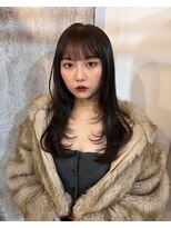 ムージー(moug)&nbsp;レイヤーカット/暗髪/韓国/広島/袋町