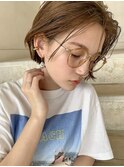 前髪なしの耳かけ切りっぱなしボブ　小保方優里