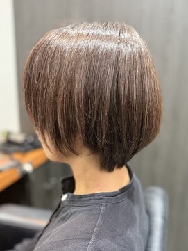 アミックス Hair&Make Amix KOKUSAIHOTEL ショートボブ