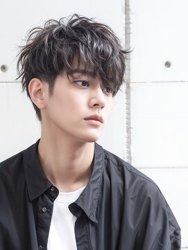 フォーハウス プラスエヌ(FOURHAUS +n) 20代30代40代 立体感モテ髪マッシュ#39