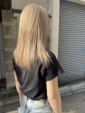 ラ ミュウ 八王子(LA.MIU) ブロンド　ホワイトベージュ　ハイトーン