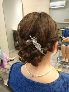 ランリ 金山 名古屋(Ranri) シニヨン