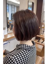 ヴィサージュクルー(VISAGE crew) 丸みで小顔にショートボブ!