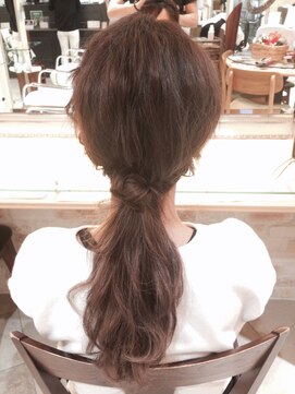 ネオリーブ アンド 渋谷店(Neolive &) 【Neolive & 渋谷店】ゆるフワ ツイストポニーテール