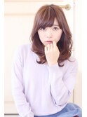 秋色ミルキーノーブルカラーで大人フェミニン