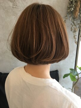 エル アルト(El Alto) パールベージュボブ