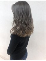 リア(Lia by KENJE)&nbsp;Lia　ピンクヘアからグレーに♪