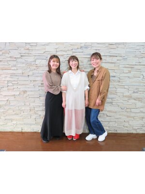 【女性スタイリストのみ】女性目線の可愛いをご提案＊ヘアアレンジやメイクのアドバイスもご提案します。