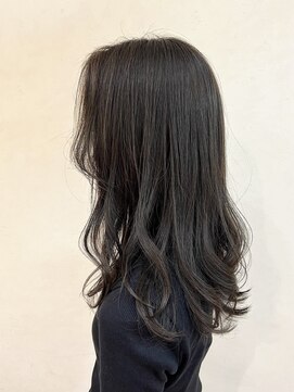 イソラヘアアトリエ(Isola hair atelier) 【Isola】ミディアム×レイヤー