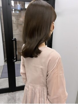 ヌープヘアーアイス(NUUP.hair ici) 大人美人艶カラーベージュ小顔カット透明感ミディアム