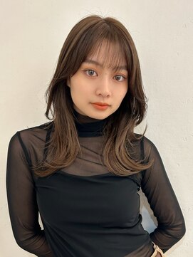 ヴィオットバイサロン(Viot by Salon) シルキーベージュ デザインカラー 斜めバング フェイスレイヤー