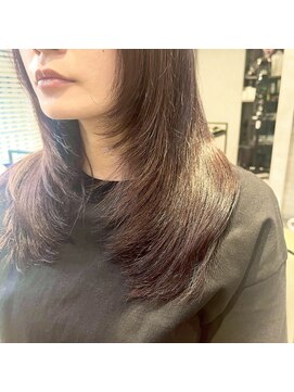 ビス フルール 日暮里店(Vis fleur) ハイレイヤースタイル/レイヤーカット/カシスバイオレット