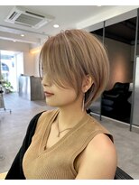 ビューエヒメ(VIEW EHIME)&nbsp;大人ラフウェーブ20代30代40代ボブブラウンスウィングショート