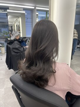 アルドーレ(Ardore) ブリーチなしで作る透明感カラー【小山田 繭】