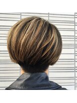 J-シュール カッコいいハイライトショート