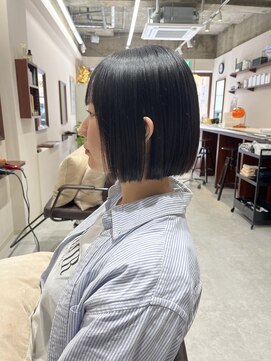 ルックアット(Look at) 【lookat】20代30代40代ストレートナチュラルボブ