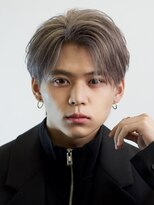 オーシャントーキョーオーバー 渋谷(OCEAN TOKYO OVER)&nbsp;韓国ヘアカルマパーマコンマバングセンターパート黒髪ウルフ