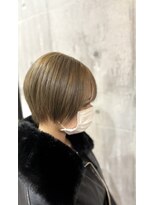 ハク(haku)&nbsp;柔らかく馴染むベリーショート