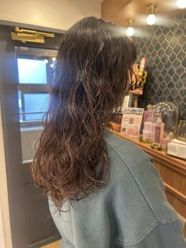 ロンド パルティール 大宮(Lond partir) グレーブラウン/ミディアムレイヤーカット/ダークアッシュ/大宮