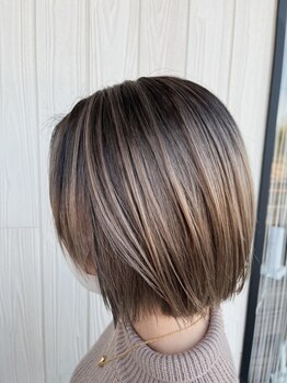 カナロア(KANALOA)の写真/思い切ったイメージチェンジも！再現性の高いショートで、自宅でのスタイリングも簡単にキマる◎