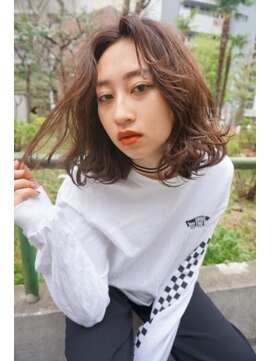 ジーナ(XENA) エアリーボブ