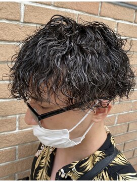 クオル 立川(QOL) メンズマッシュ無造作パーマ波巻きスパイラルパーマ波巻きパーマ