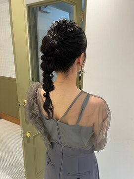 エミィ(emme) ヘアセット20代30代髪質改善ハイライトブリーチカット立川