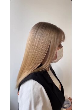 シェーン 仙台駅広瀬通店(schon) ブロンドベージュ