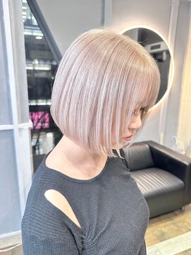 ジゼル(GiseL) ホワイトベージュ