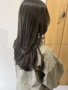 パラゴ(PARAGO.) オリーブグレージュ×レイヤー