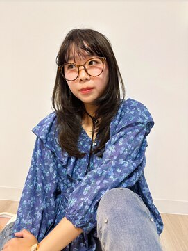 エミュ 中央駅店(eMu) ミディアムレイヤーカット