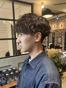 ジュイール(Jouir) 朝のセットも楽々、メンズパーマ