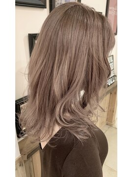 ノーム 横浜(NORM) ミルクティーベージュ