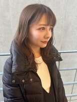 ヴィヴィ(VIVIE)&nbsp;大人ガーリー似合わせミディアムレイヤーカットダークアッシュ
